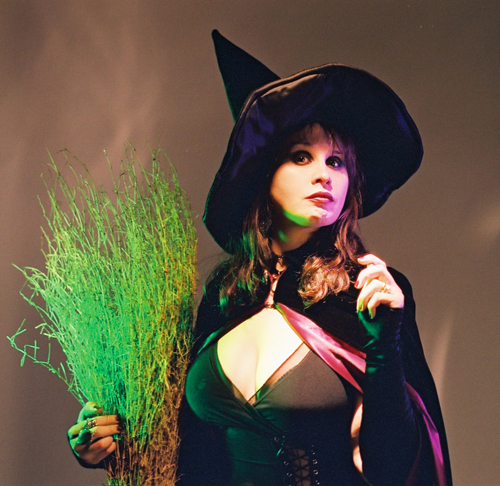 PENNY DREADFUL OF SHILLING SHOCKERS.jpg